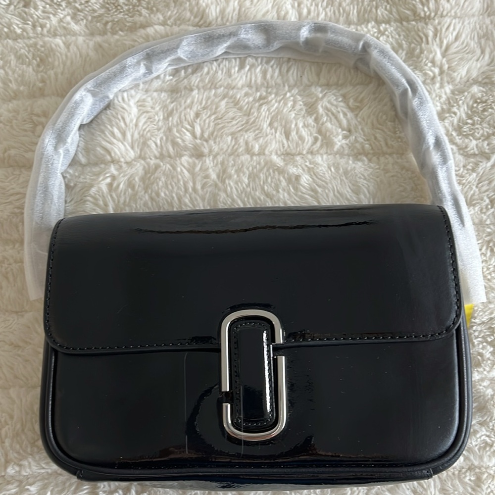 Marc Jacobs The Shadow Patent Shoulder Bag - Picture 3 of 9